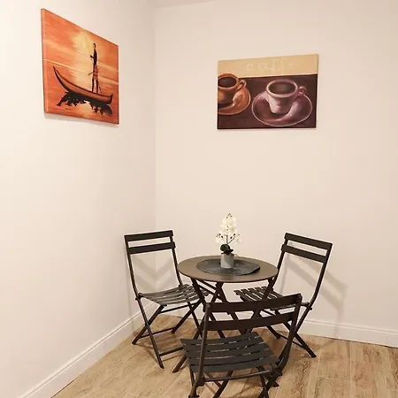 Apartment 103 Tirana